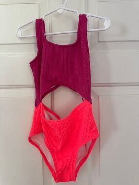 Old Navy Girls One-Piece Swimsuit in Magenta and Neon Pink
